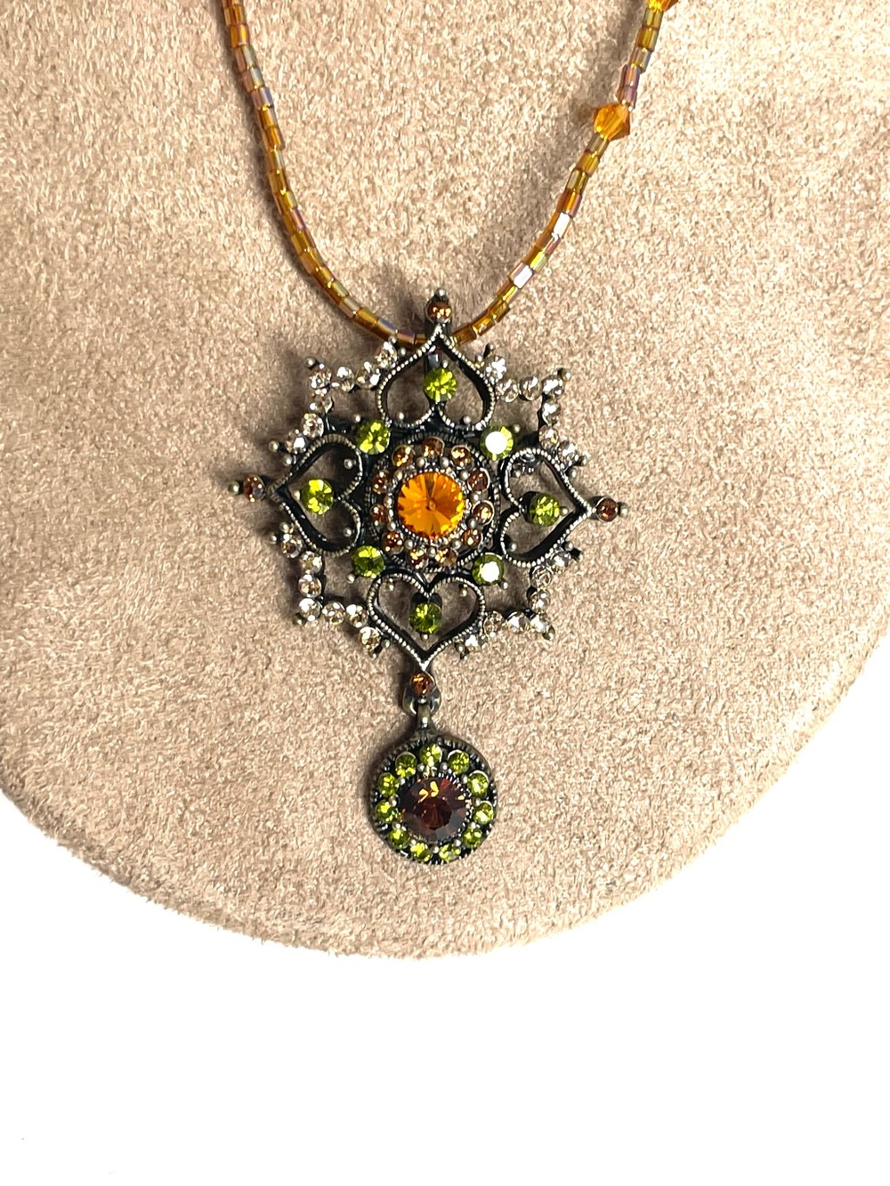 New Boutique Necklace